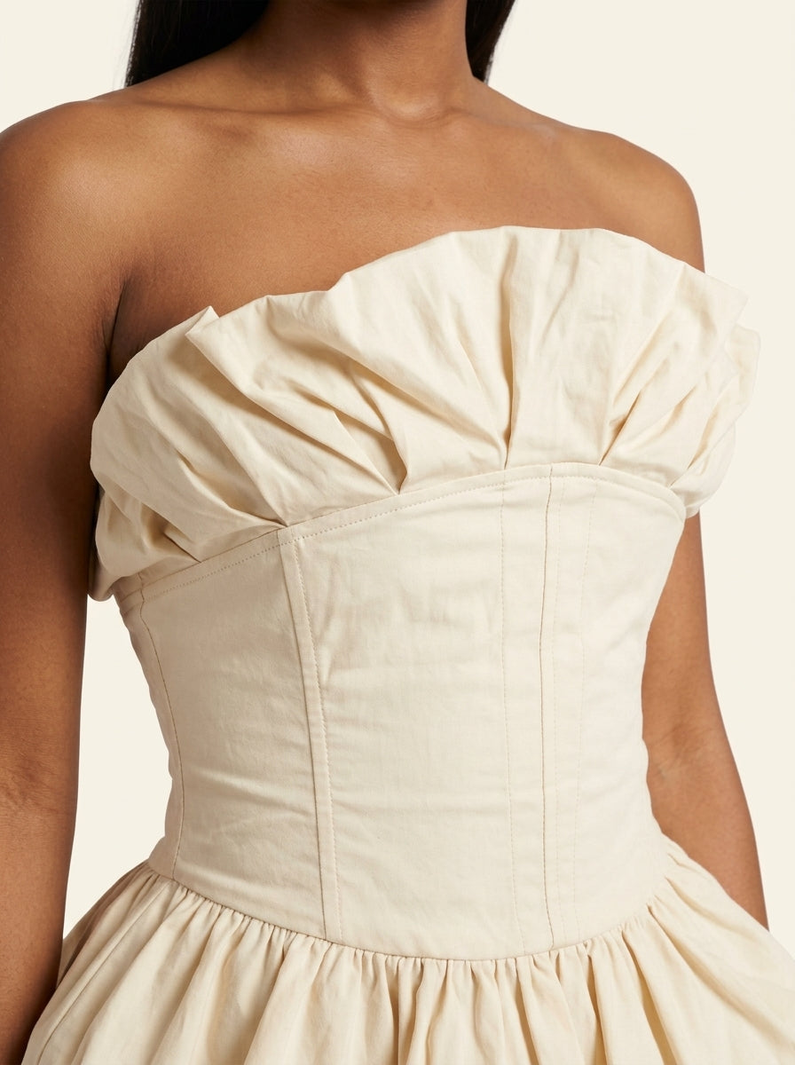 Bustier Froncé Épaules Dénudées — Crème