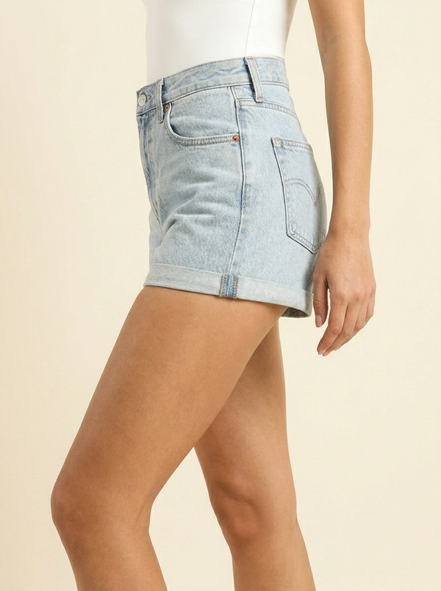 Short en Jean à Revers — Bleu Clair