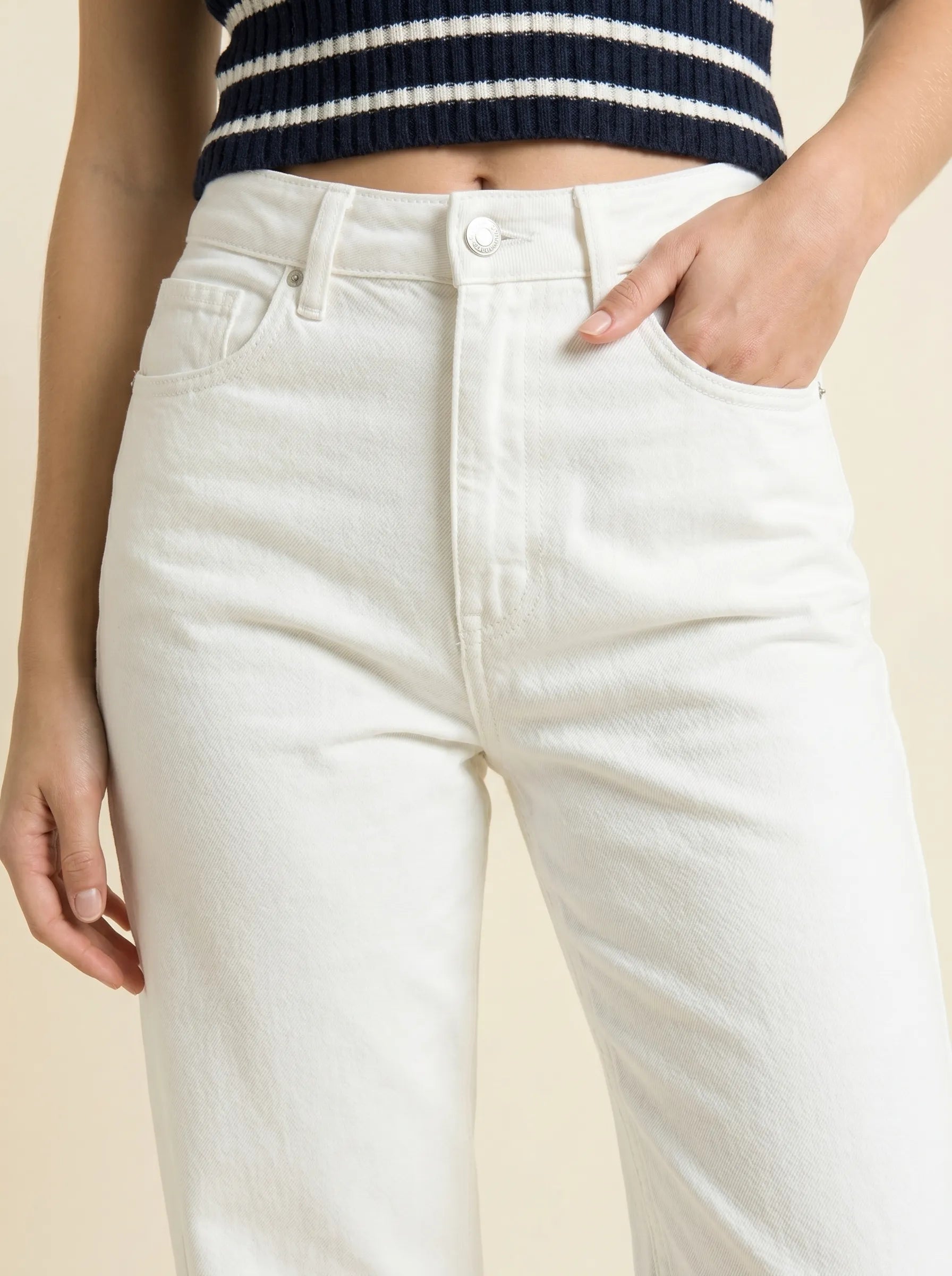 Jean Droit Taille Haute Effet Usé — Blanc