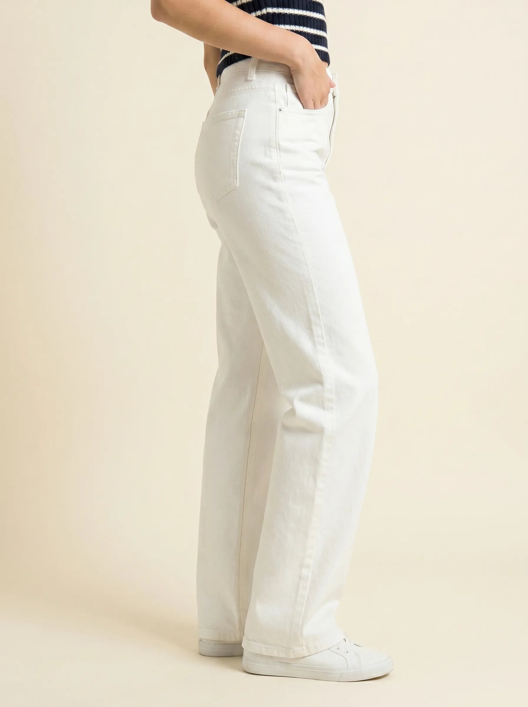 Jean Droit Taille Haute Effet Usé — Blanc